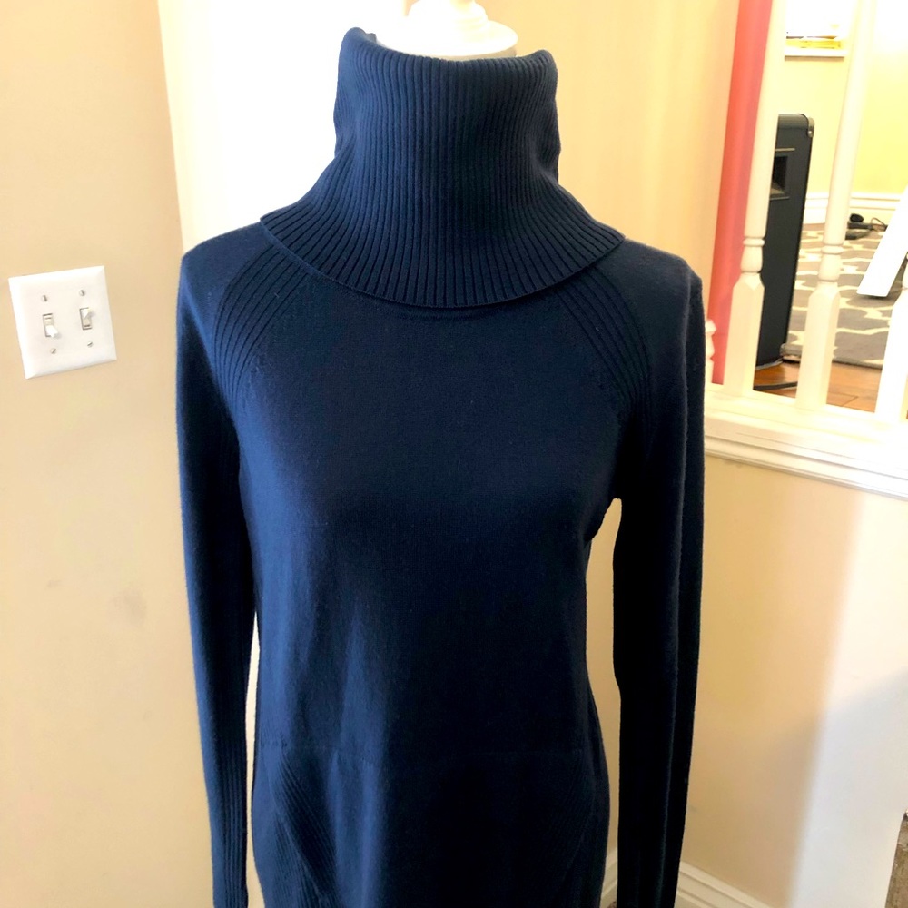 Lululemon Navy Blue Turtleneck